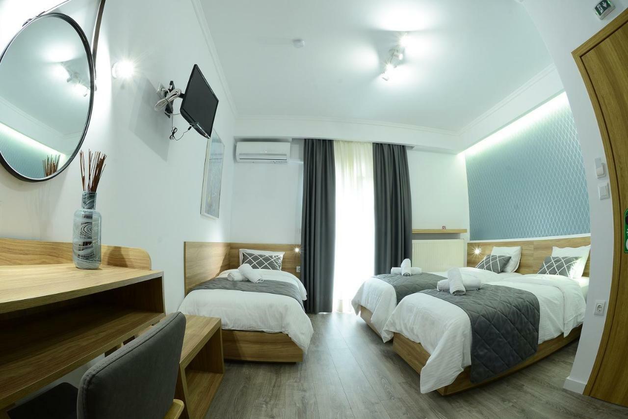 Alexandros Hotel Giannitsa Luaran gambar